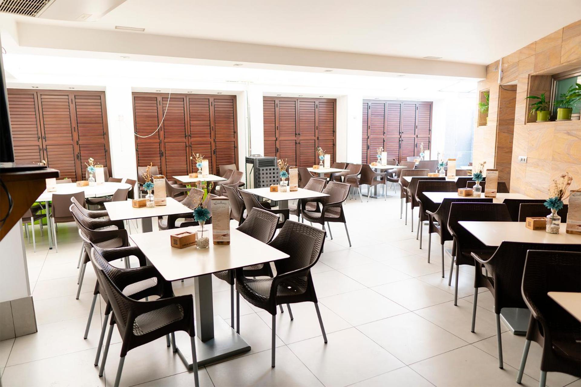 Pension Restaurante Casablanca Torreperogil ภายนอก รูปภาพ