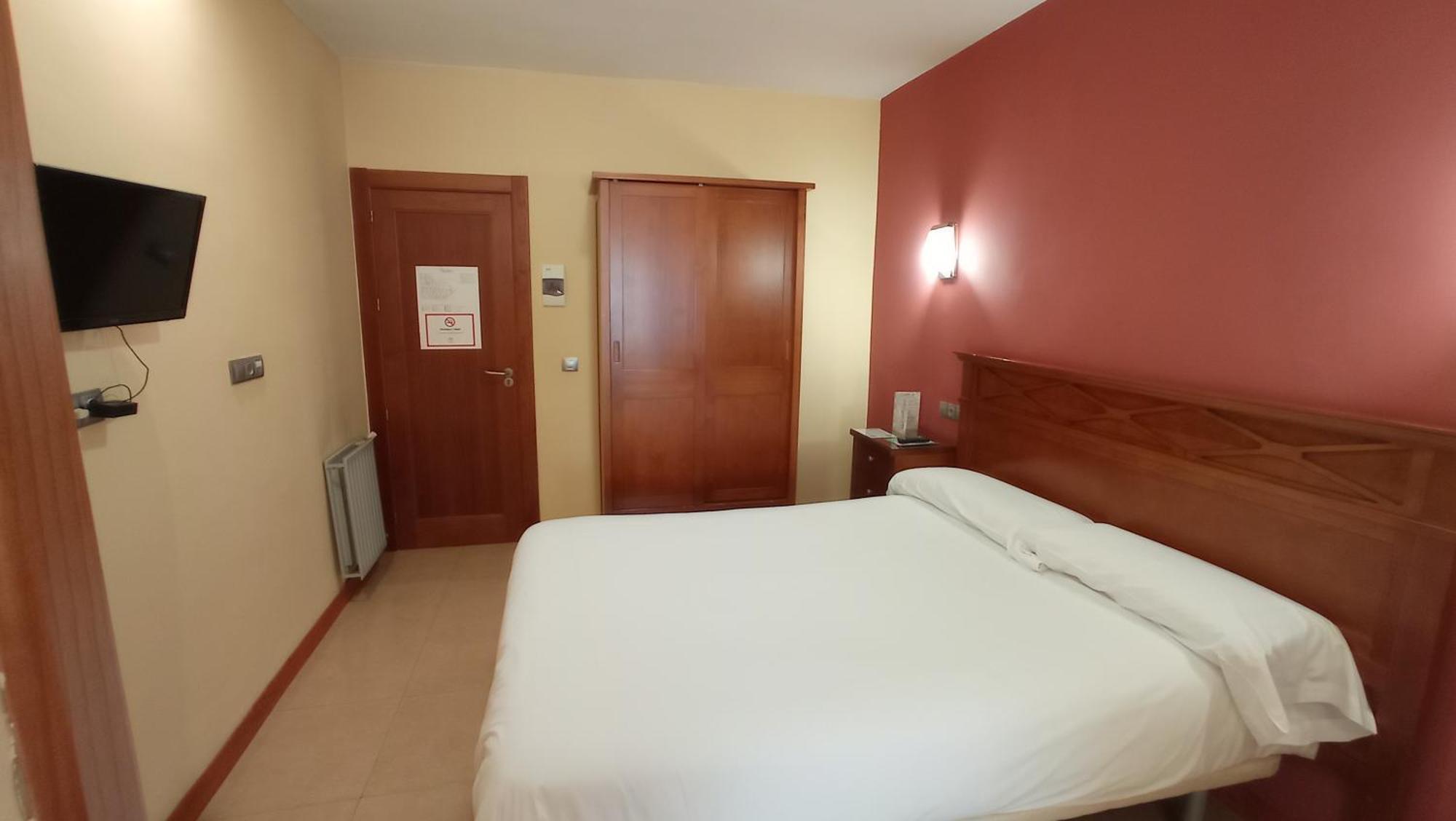 Pension Restaurante Casablanca Torreperogil ห้อง รูปภาพ