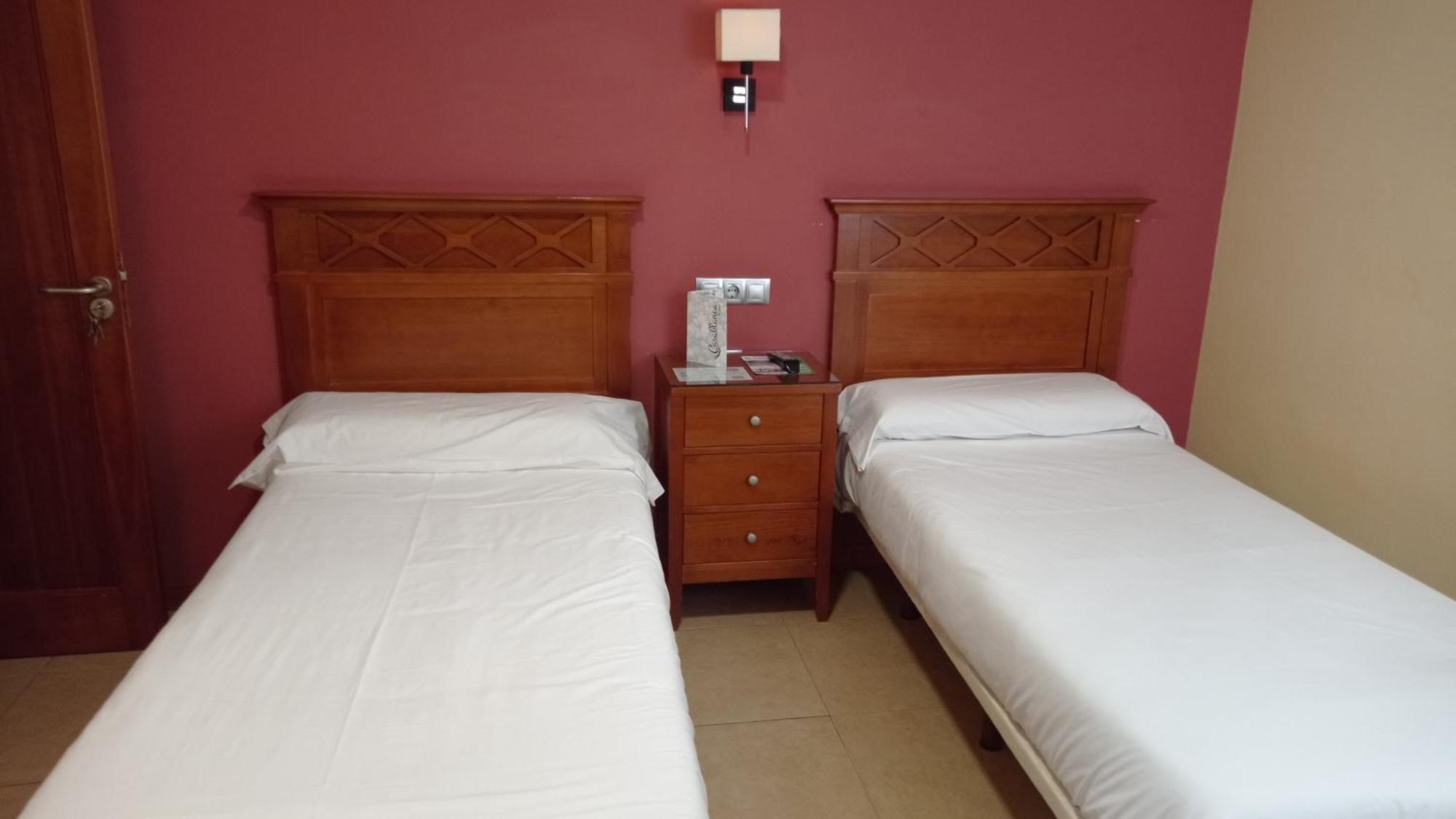 Pension Restaurante Casablanca Torreperogil ห้อง รูปภาพ