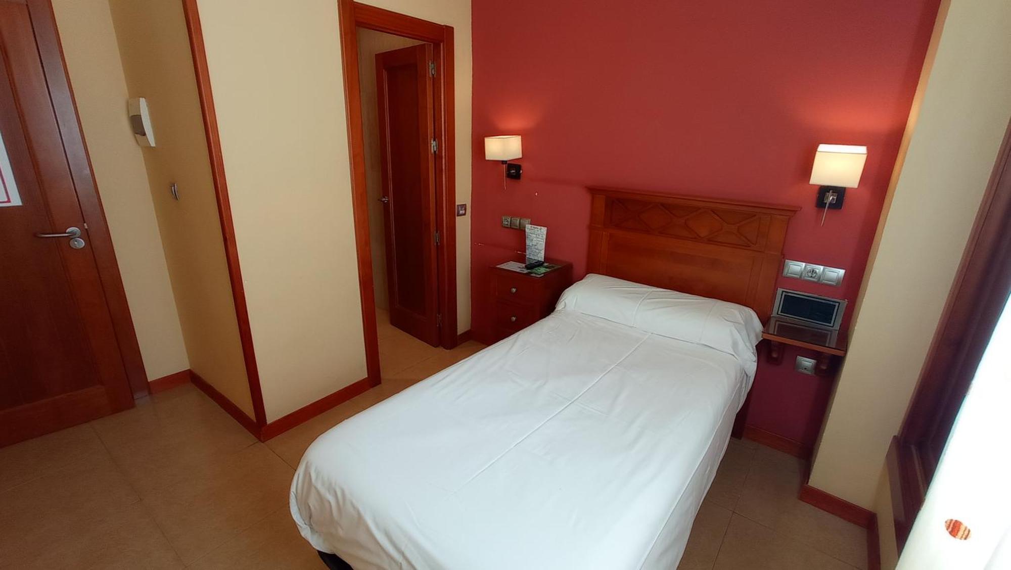 Pension Restaurante Casablanca Torreperogil ห้อง รูปภาพ